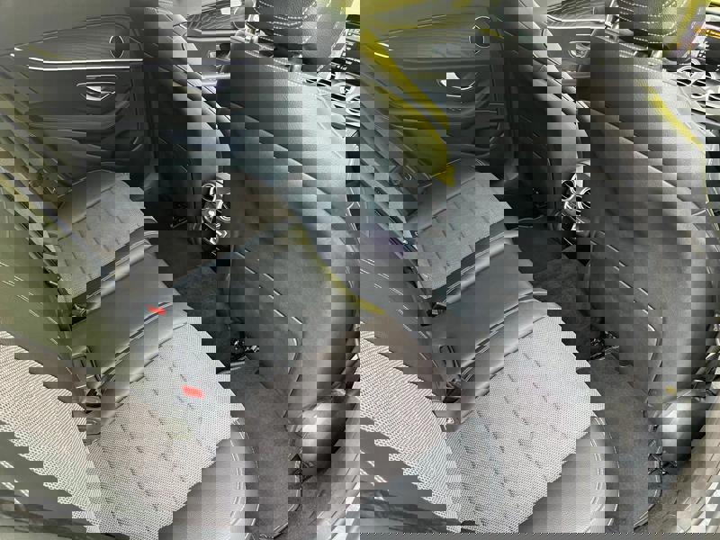 Image Mercedes-Benz 汃獡敳䔠䈠牥楬敮 200 2.0 184 Avantgarde Carplay Clim Bi-zone Caméra PA Sièges élec chauffants Bluetooth Toit ouvrant 